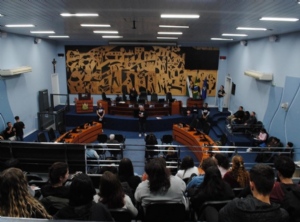 Comit de Luta pela PEC do diploma inicia campanha em Ponta Grossa