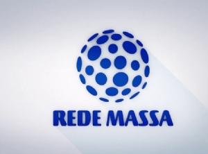 Rede Massa demite oito jornalistas